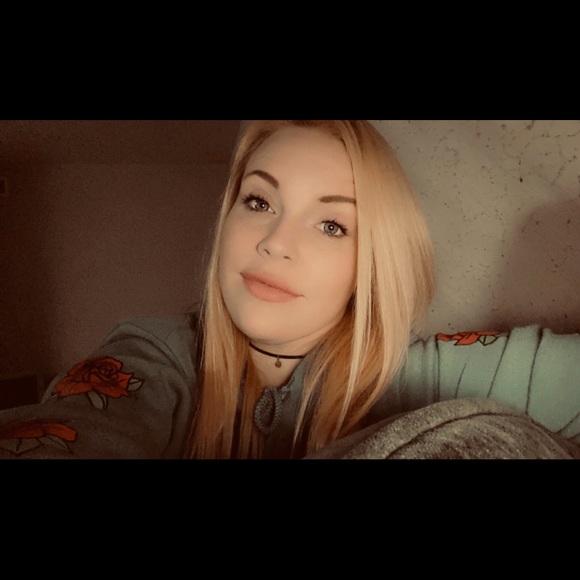 Meet your Posher, Chelsi - Picture 1 of 6